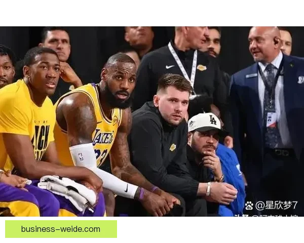 独行侠热议东契奇与欧文球权分配新模式双核如何兼容激活进攻上限 独行侠热议东契奇与欧文球权分配新模式双核如何兼容激活进攻上限